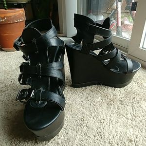 Wild Diva Lounge. buckled wedge sandals